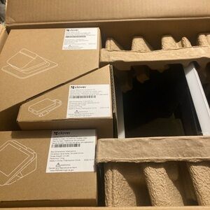 Love VR Headset - Black and White